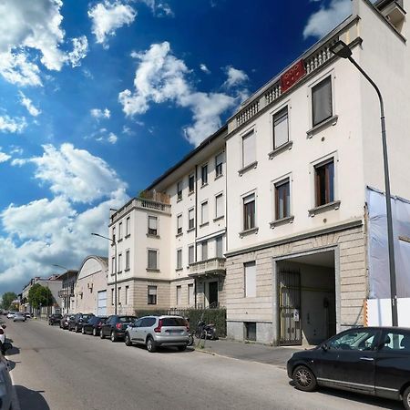 Primopiano - Gargano Apartment Milan Bagian luar foto